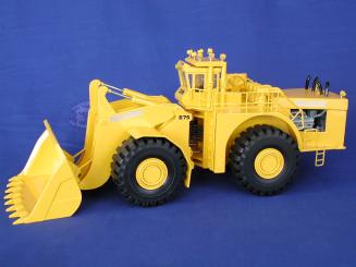 MICHIGAN wheel loader 675 with ROPS cab 