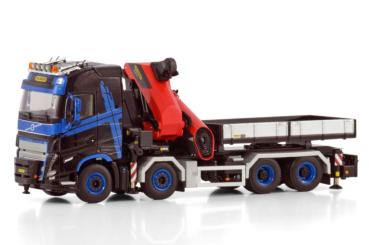 VOLVO FH5 4achs mit PALFINGER PK1350, schwarz-blau 