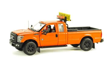 FORD F250 Pickup with Super Cab & 8ft Bed, DOT/orange 