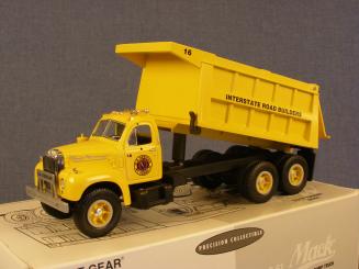 MACK B-61 3axle Dump Truck 
